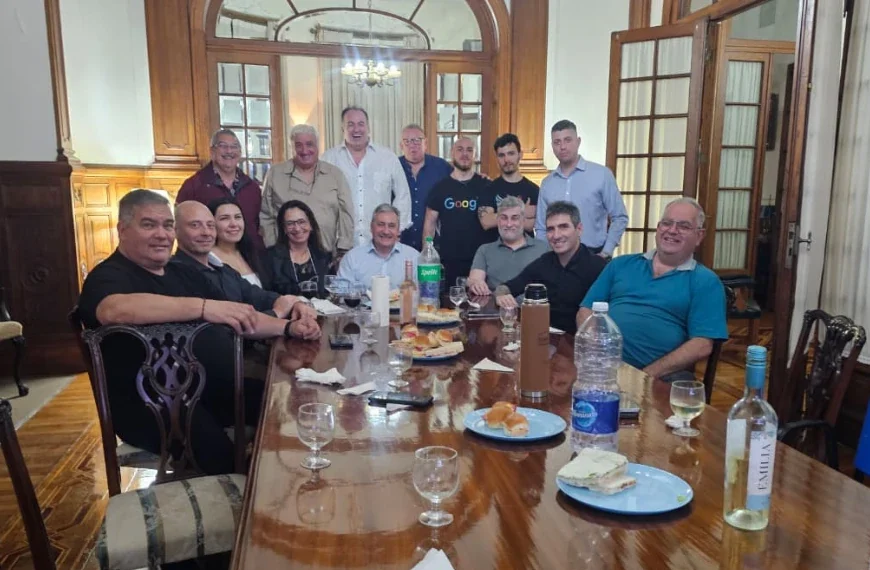 Gran Debate Constructivo sobre la Formación y Modernización del Sector