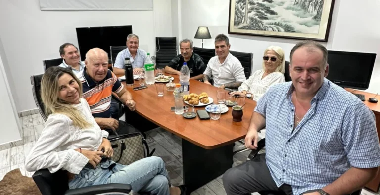 reunion con empresarios funerarios del partido de Moreno