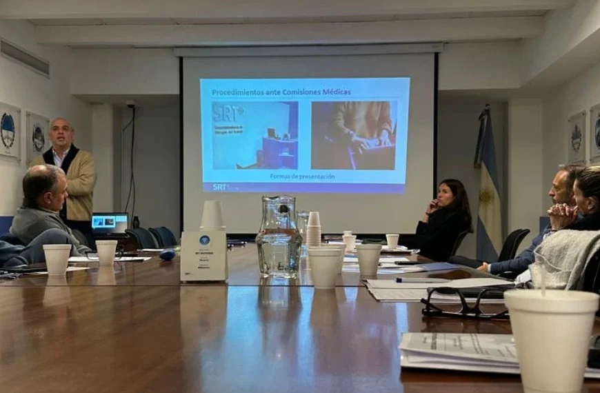 Camese participa en Jornada institucional de SRT